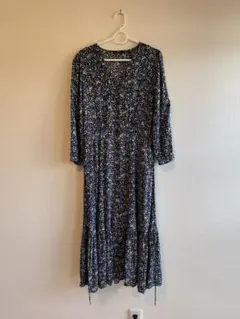 UNIQLO 花柄ワンピース Mサイズ 長袖