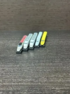 Item thumbnail for item 4d5d2a7d-c830-4558-863e-bb7b745b0477