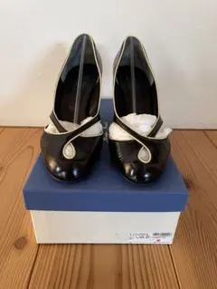 ルージュフォンセ　パンプス　サイズ35（22.5cm程度）　ヒール7cm　黒のサムネイル