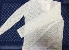 ローリーズファーム レースハイネックプルオーバー レース編みトップス