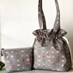 【ハンドメイド】くすみカラー　グレージュ　巾着トートバッグ　巾着袋　通勤　ギフト