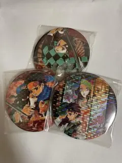 鬼滅の刃　竈門炭治郎　我妻善逸　嘴平伊之助　原作缶バッジ