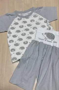 パジャマ　半袖110cm