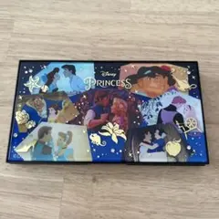限定品　新品未使用ディズニープリンセス アイシャドウパレット