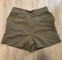Lululemon カーキ ショートパンツのサムネイル
