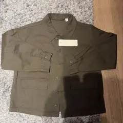 シャツ　厚手　カーキ150センチ