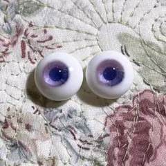 グラスアイ お人形遊び