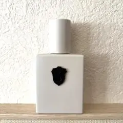 希少入手困難レジームデフルールウェーブスオードパルファム100ml 希少入手困難レジームデフルールウェーブスオードパルファム