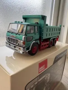 DBGT 1/64 日野 スーパードルフィン ダンプ トラック ミニカー　モデルのサムネイル