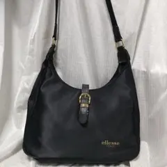 ellesse 黒 ショルダーバッグ