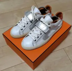 Item thumbnail for item e05e00d7-af73-4983-a942-2b6da5671536