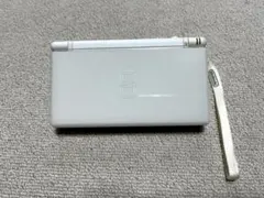 Nintendo DS Lite ホワイト 本体 ストラップ、ソフト付き