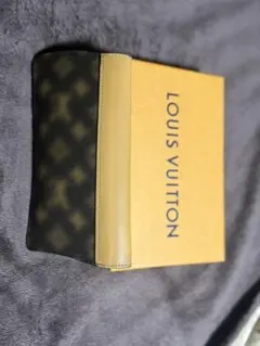 LV ジャングル ポルトフォイユ サラ レオパード - メルカリ
