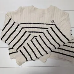 アイボリーと黒のストライプのセーター