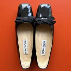 PIETRODIROMA ブラックフラットシューズ エナメル リボン付き 38