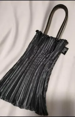 Item thumbnail for item d714f775-9c0c-415f-a87c-2369c7349908