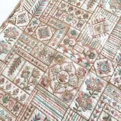 【45×25】インド刺繍生地 はぎれ 布 生地 ハンドメイド