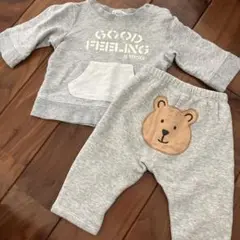 GAPベビークマの顔アップリケ付きグレーのパンツ
