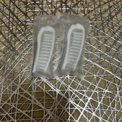 【新品】白いプラスチックヘアブラシ【シェラトン都ホテル東京アメニティ】