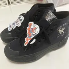 ミッキー スニーカー