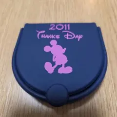 【新品未使用】2011年　ディズニー　サンクスデー コインケース　非売品