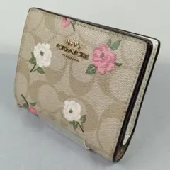 超美品★コーチ コンパクトウォレット 2つ折り財布 シグネチャーPVC 花柄