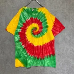 派手tシャツ