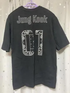 jungkook 着用商品　Tシャツ　 Mサイズ　未開封 jungkook 着用商品 Tシャツ Mサイズ 未開封 jungkook 着用商品 Tシャツ