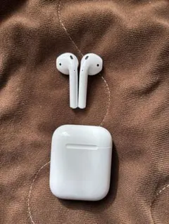 Apple AirPods ワイヤレス充電ケース A1938 左右イヤホン 中古 - メルカリ