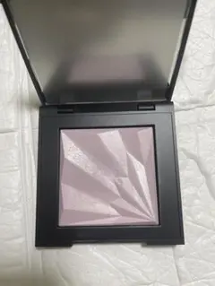 shu uemura アンリミテッド セッティング ジェルインパウダースミレのサムネイル