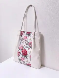 スリムトートバッグ＊リバティラミネート＊デカダントブルームス＊マルチカラー