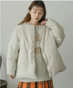 センスオブプレイス　シームレスダウン マフラーはついていません