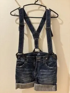 サスペンダー付きハーフデニムパンツ