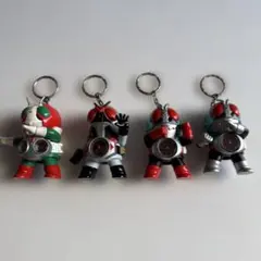 仮面ライダー　キーホルダー型フィギュア　4体セット