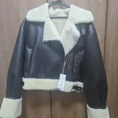 MURUA ショートエアリーフェイクムートンジャケット