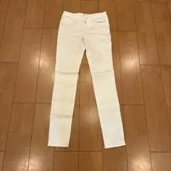 ユニクロ　ストレッチジーンズ　ホワイト25インチ　ウエスト63.5