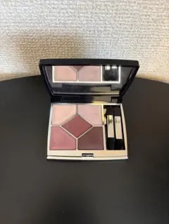 Dior サンク クルール クチュール 1947 ミス ディオールのサムネイル