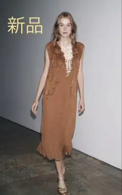 新品タグ付1万6千円！ZARA ザラ＊刺繍入りギャザーワンピース　M