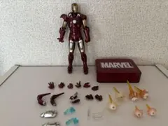フィギュアーツ　アイアンマン マーク7 -《AVENGERS ASSEMBLE》のサムネイル
