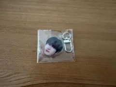 KO1KEYS パク・シヨン 顔アクキー キーホルダー