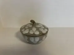 強戸窯　やちむん花柄フラワー　シュガーポット