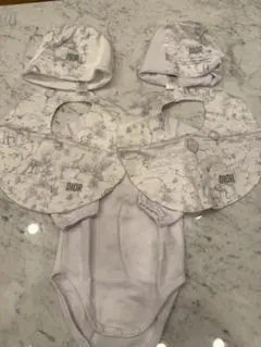 Baby Dior ディオール ニット セットアップ 帽子 キャップ - メルカリ