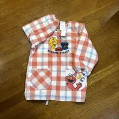 セサミストリート　保育士　エプロン　エルモ　起毛　先生