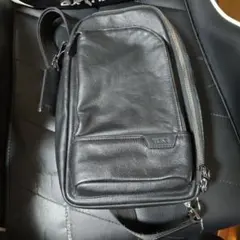 SMLエスエムエルSLIGHTLY 3WAY HELMET TOTE グレージュ - メルカリ