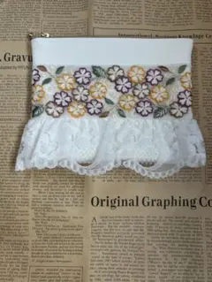 インド刺繍合皮ポーチ