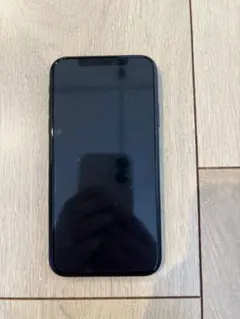 iPhoneXR 本体 White ブラック64GB SIMフリー