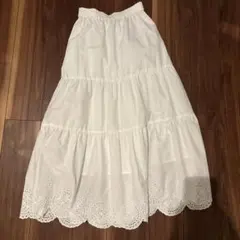 ライトオン♡ホワイトスカート♡最終値下げ！！のサムネイル