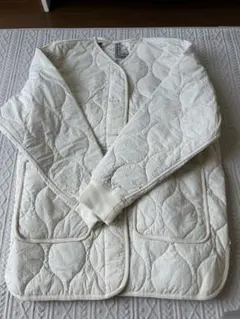 アイボリー キルティングジャケット ボタン付き