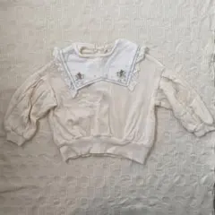 バースデイ【Cottli】ベビー　トレーナー　95cm クリーム色 襟付き