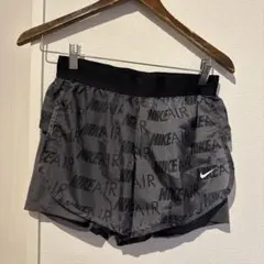 NIKE AIR ランニングショートパンツ　レディース